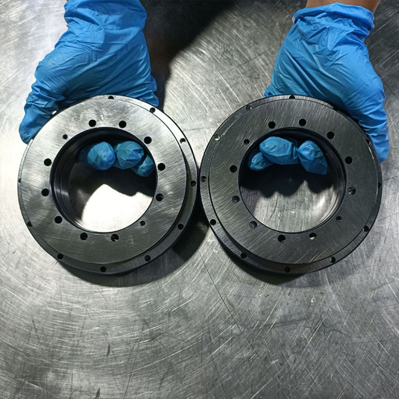 精密j9九游会(中国)九游会集团|官网滚子轴承异常声形成原因及鉴别方法及维修