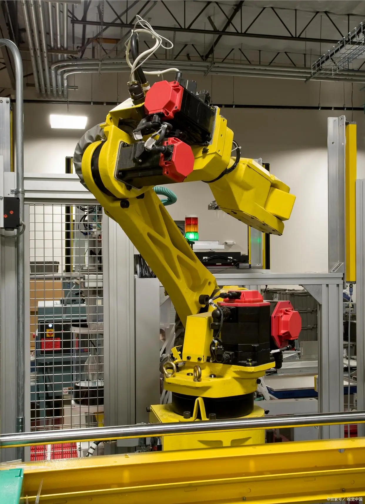 为何工业机器人离不开深沟球轴承？